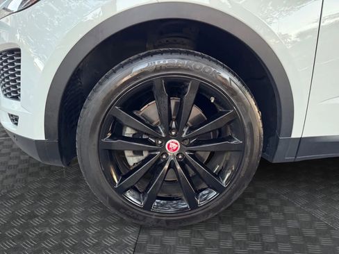 Used 2019 Jaguar E-PACE S image 10