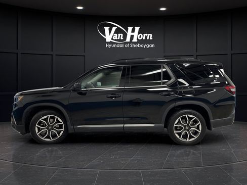 Used 2023 Honda Pilot Touring image 12