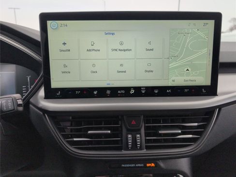 Used 2024 Ford Escape SE FWD image 27