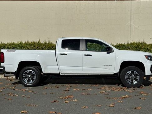 Used 2021 Chevrolet Colorado Z71 w/ Safety Package image 3