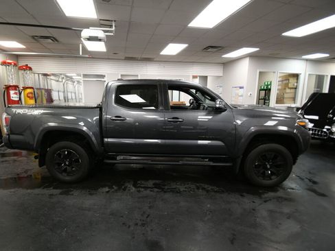 Certified 2023 Toyota Tacoma TRD Sport image 8