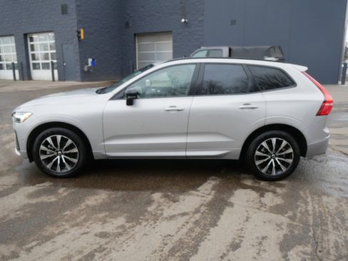 Certified 2025 Volvo XC60 B5 Plus w/ Climate Package image 6