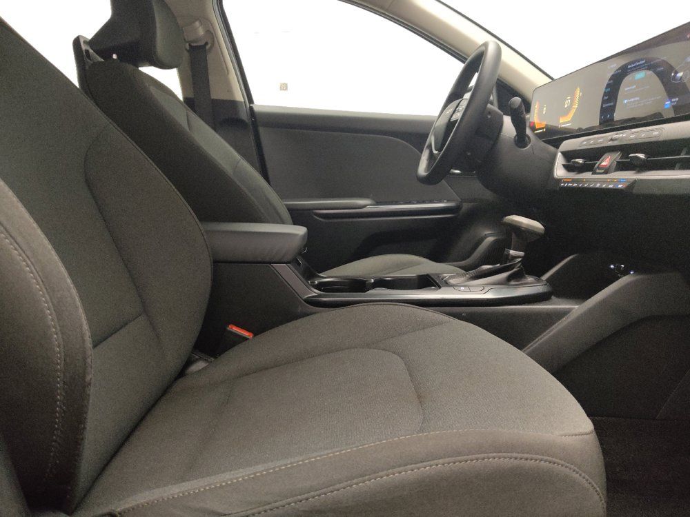 Used 2025 Kia K4 FWD image 21