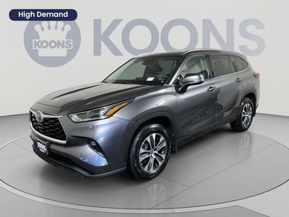Used 2021 Toyota Highlander XLE