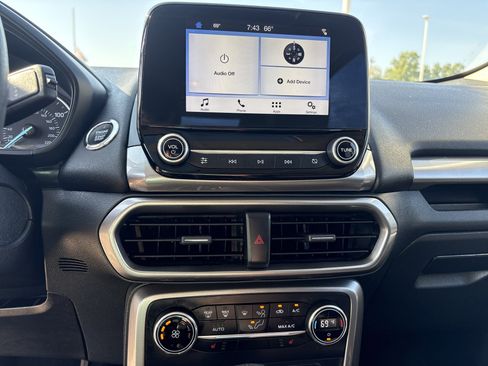 Used 2019 Ford EcoSport SE image 11