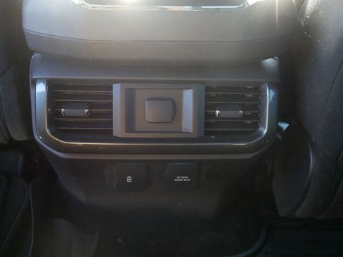 Certified 2022 Ford F150 XLT w/ Equipment Group 302A High image 11