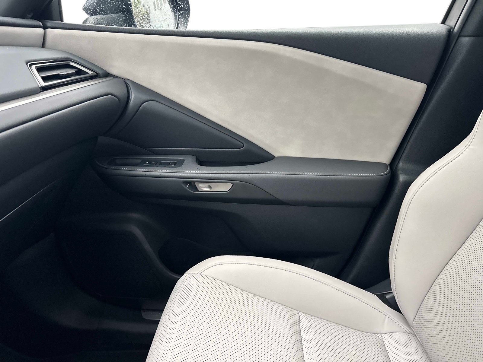 Used 2026 Lexus TX 350 FWD w/ Technology Package image 24