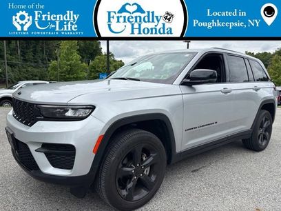 Used 2024 Jeep Grand Cherokee Altitude