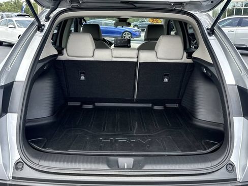 Used 2025 Honda HR-V LX image 17