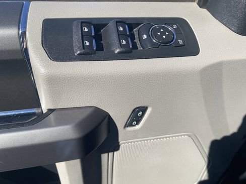 Used 2020 Ford F150 XLT w/ Equipment Group 302A Luxury image 23