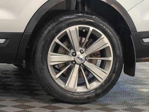 Used 2018 Ford Explorer Limited AWD/4WD image 63