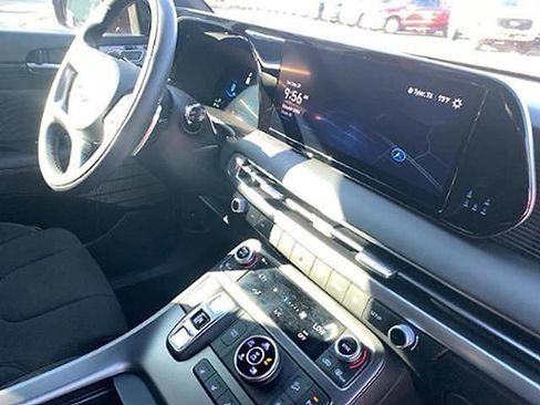 Used 2025 Hyundai Palisade Calligraphy image 17