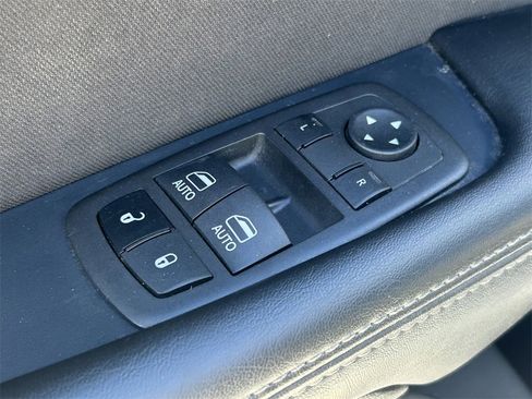 Used 2022 Dodge Challenger GT w/ Blacktop Package image 19