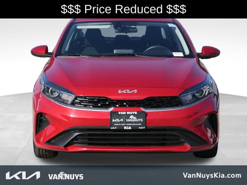 Used 2022 Kia Forte LXS image 8