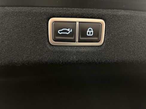 Used 2025 Hyundai Sonata Limited image 34