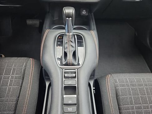 Certified 2025 Honda HR-V Sport image 18