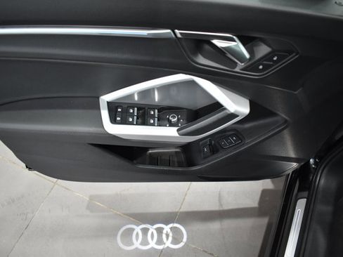 Used 2022 Audi Q3 2.0T Premium Plus w/ Premium Plus Package AWD/4WD image 31