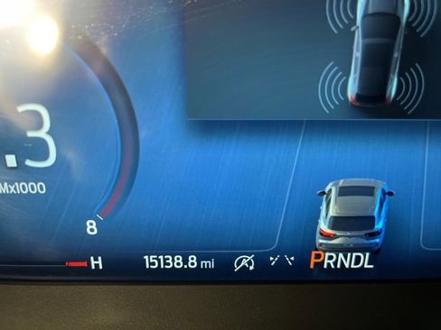 Used 2025 Ford Escape Platinum image 30