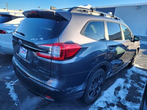 Used 2024 Subaru Ascent Onyx Edition image 4