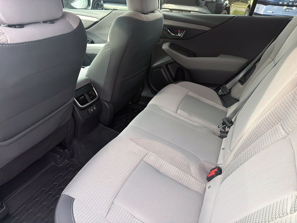 Used 2022 Subaru Outback Premium AWD/4WD image 16