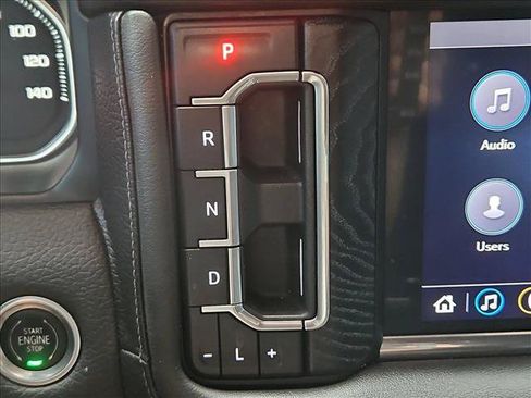 Used 2021 GMC Yukon Denali w/ Denali Ultimate Package AWD/4WD image 12
