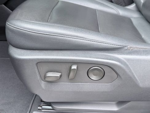 Used 2023 Chevrolet Tahoe LT w/ Luxury Package RWD image 24