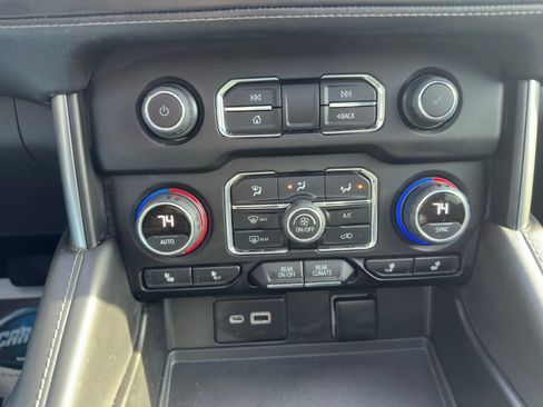 Used 2022 Chevrolet Tahoe Z71 w/ Luxury Package image 8