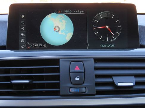 Used 2017 BMW 330i xDrive Sedan AWD/4WD image 26