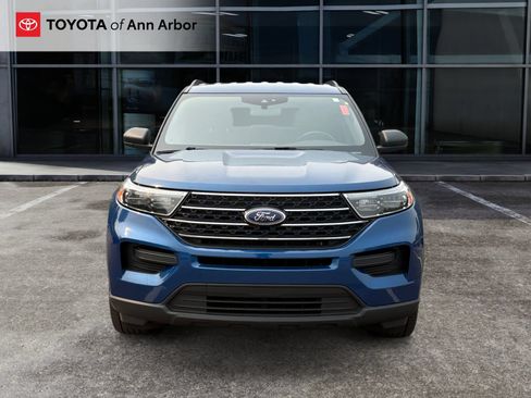 Used 2020 Ford Explorer XLT w/ Comfort Package AWD/4WD image 6