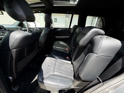 Used 2018 Mercedes-Benz GLS 450 4MATIC image 18
