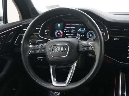 Used 2021 Audi Q7 3.0T Prestige image 18