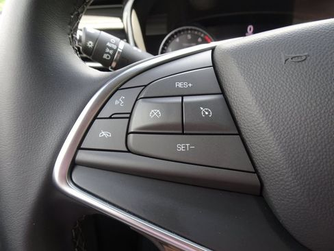Used 2024 Cadillac XT5 Luxury AWD/4WD image 21