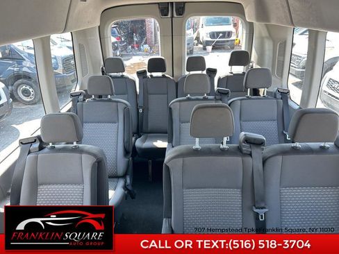 Used 2022 Ford Transit 350 XLT image 32
