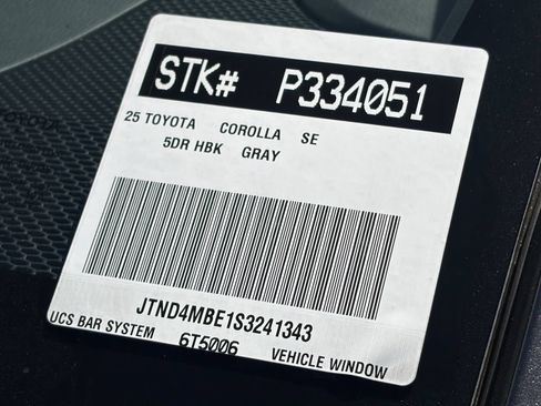 Certified 2025 Toyota Corolla SE w/ SE Package FWD image 14