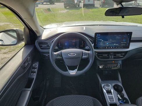 Used 2023 Ford Escape Active w/ Tech Pack #1 FWD image 29