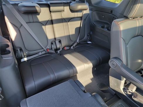 New 2025 Honda Pilot TrailSport image 20