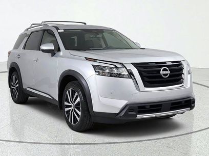 Used 2024 Nissan Pathfinder Platinum