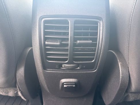 Used 2018 Ford Escape SE FWD image 11