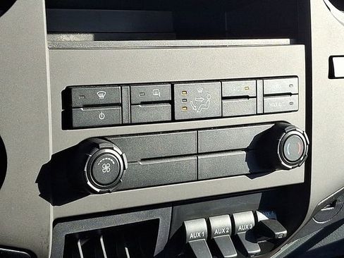 Used 2023 Ford F650 2WD Regular Cab Super Duty image 14