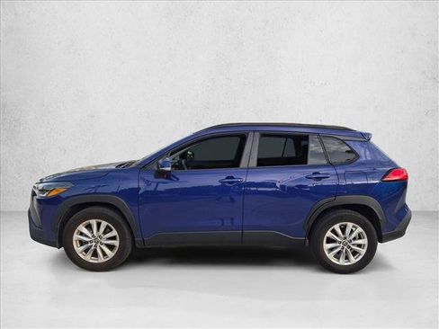 Certified 2022 Toyota Corolla Cross LE FWD image 8