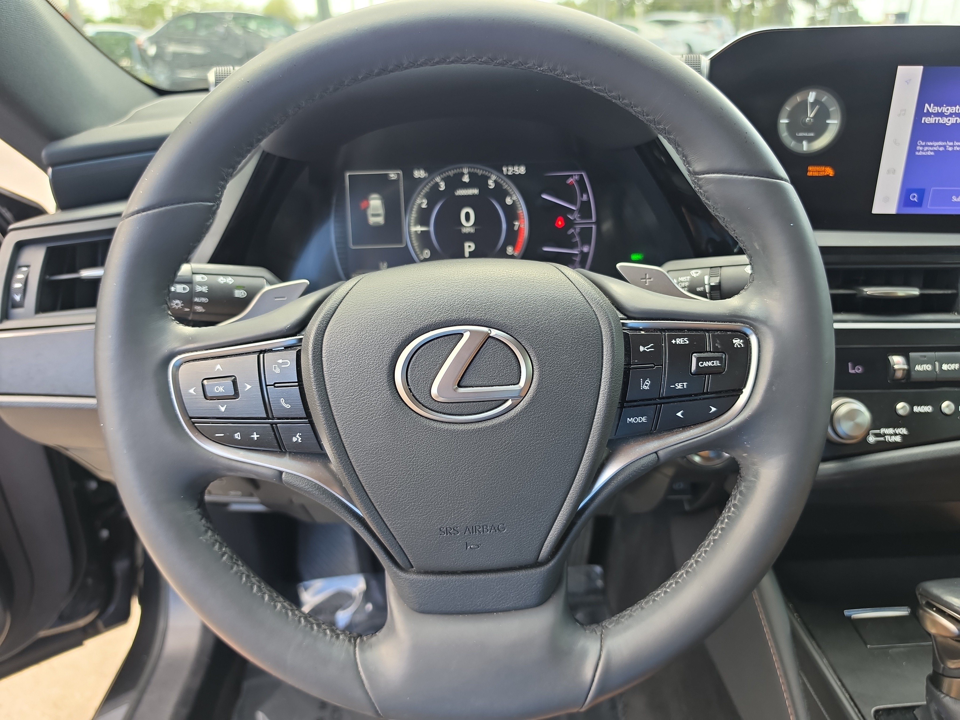 Used 2023 Lexus ES 350 w/ Accessory Package (Z2) FWD image 28