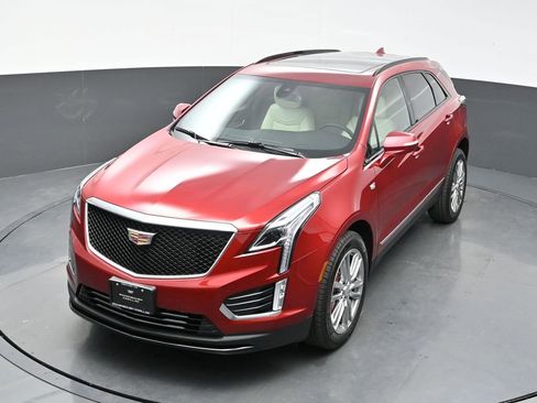 New 2025 Cadillac XT5 Sportv w/ LPO, Floor Liner Package image 27