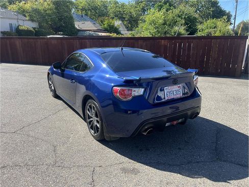 Used 2013 Scion FR-S RWD image 7