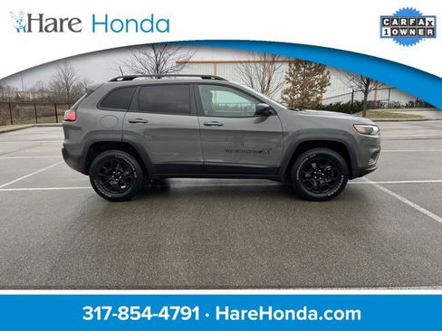 Used 2022 Jeep Cherokee Latitude w/ Sun & Sound Group image 10