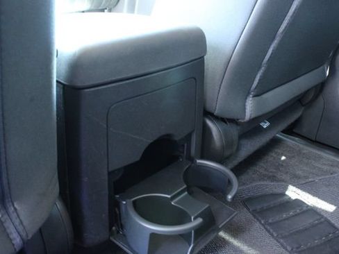 Used 2018 Nissan Frontier Desert Runner RWD image 23