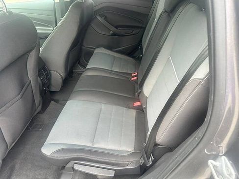 Used 2014 Ford Escape SE w/ Equipment Group 201A FWD image 19