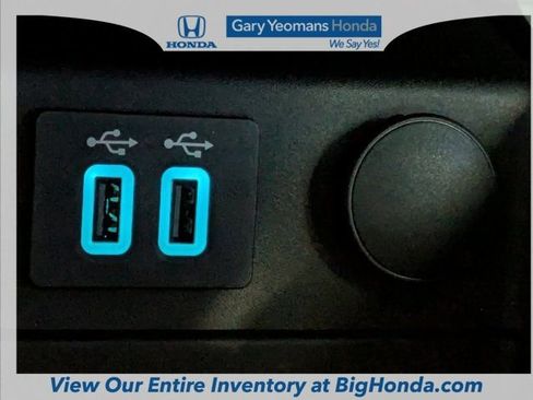 Used 2020 Ford Fusion SE w/ Equipment Group 151A image 28