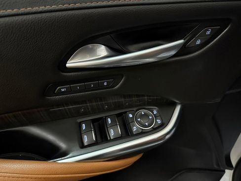 Used 2022 Cadillac XT4 Premium Luxury w/ Enhanced Visibility Package image 23