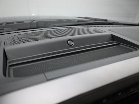 Used 2022 Ford F150 Platinum w/ Equipment Group 701A High image 19