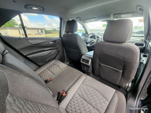 Used 2021 Chevrolet Equinox LT FWD image 40